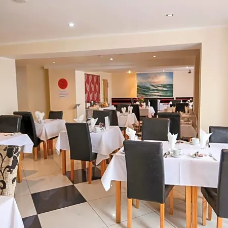 Iris Hotel Llandudno
