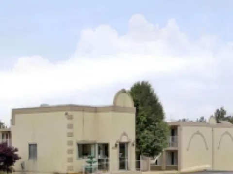 Rodeway Inn Hotels in Cabarrus County