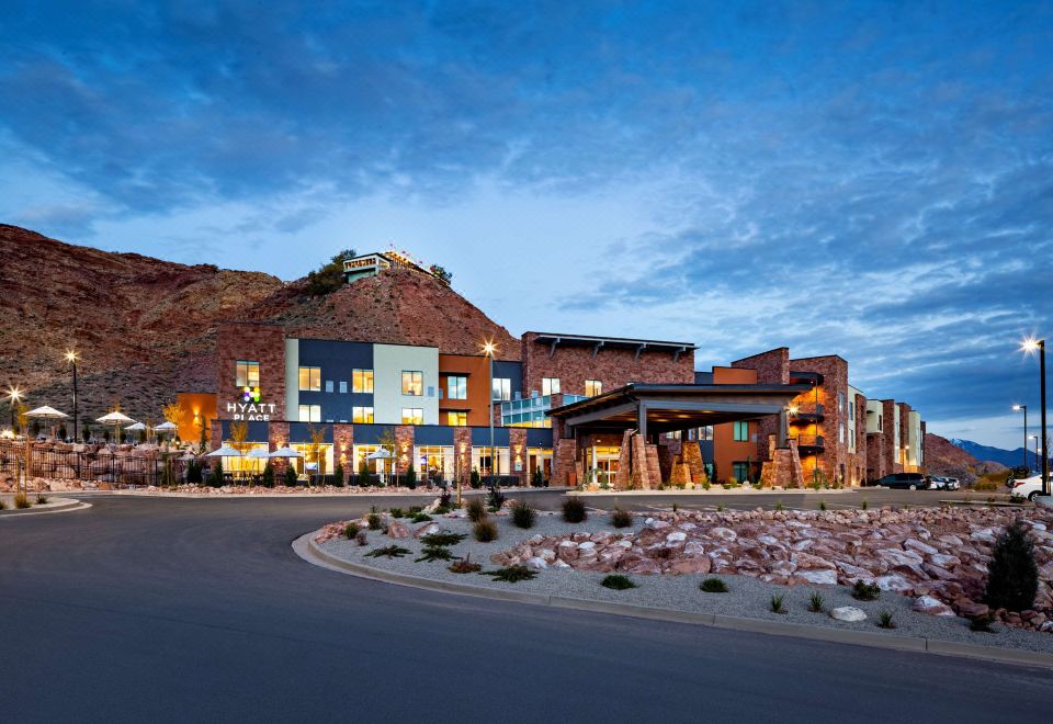 hotel overview picture