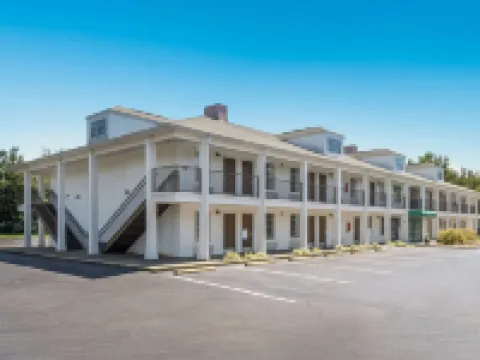Quality Inn Decherd / Winchester Hotels in Decherd