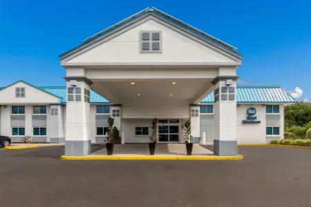 Best Western Burlington Inn