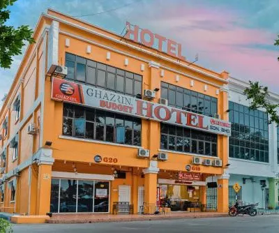 Ghazrin's Garuda Hotel ラーキン セントラ周辺のホテル