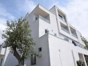 Gogo's Boutique Hotel