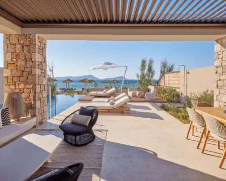 W コスタ ナヴァリノ ピュロスのホテル