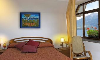 Hotel 2000 - Housity