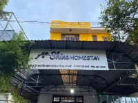 Shine Homestay Hue Hotels in Vy Da