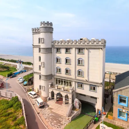 Starrise Leisure Hotel
