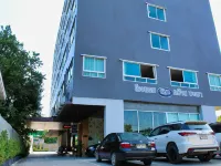 KM Kwanphayao Hotel Hotels in Phayao