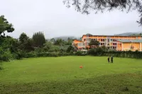 Villa Berastagi Highland Blok 8 L Hoteles en Sempajaya
