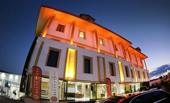 Beyaz Saray Otel - Housity