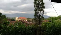 Villa Arumdalu by Tetirah Hotel di Kecamatan Sidorejo