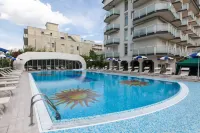 Diplomatic - piscina