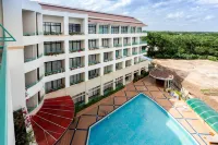 โรงแรมสุรินทร์มาเจสติก - ที่มีสระว่ายน้ำ