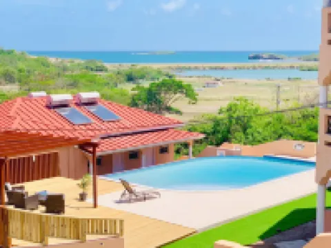 ラ ヘリコニア トゥルー・ブルーのホテル