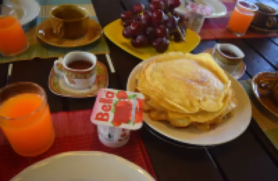 มโนรา การ์เดน บีแอนด์บี โรงแรมในอำเภอ ทับปุด