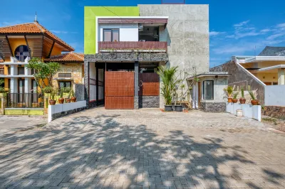 レッドドアーズ シャリアー @ Jlチェンガー アヤム ダラム DUCK RC DDR周辺のホテル