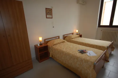 Albergo Del Santuario - parking