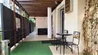 Taxi Hostel Hotels in Otopeni
