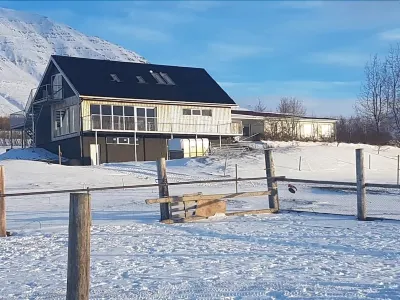Brúnir Отели в г. Eyjafjardarsveit