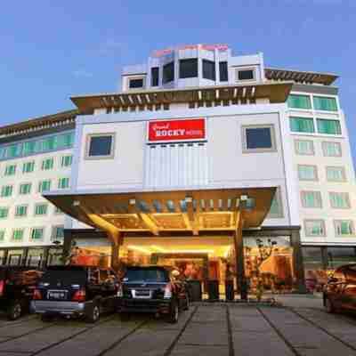 Grand Rocky Hotel Bukittinggi Hotel Exterior