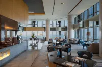 Renaissance Huizhou Hotel - ที่มีบาร์
