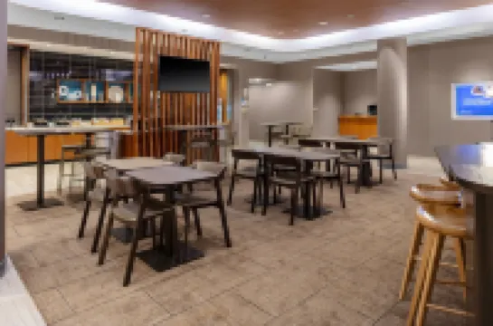 SpringHill Suites Suwanee Johns Creek Hotels in Forsyth County