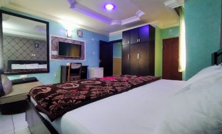 Orient Hotel - Housity