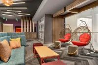 Tru by Hilton Albany Airport