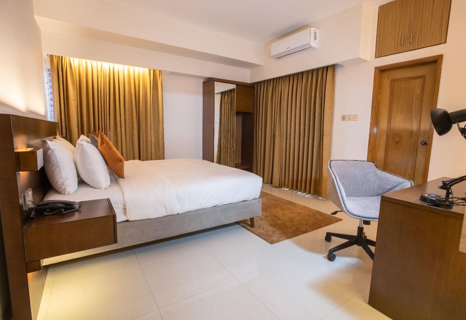 Jatra Flagship Khulna City Centre