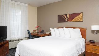 towneplace-suites-indianapolis-keystone