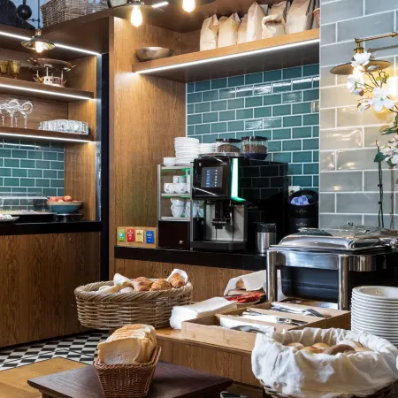 The Hendrick's Hotel Отели рядом с достопримечательностью «НЕМО»