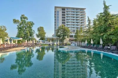 Grifid Metropol Hotel - Premium All Inclusive & Private Beach - Adults Only Hotels near Nirvana Beach