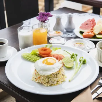 La Seine City Resort, Chiang Mai Отели рядом с достопримечательностью «Рынок Warorot»