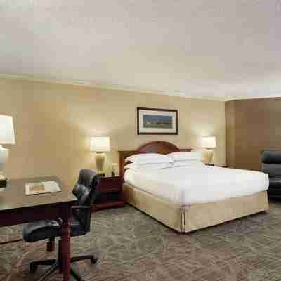 Hilton DFW Lakes Executive Conference Center Rooms