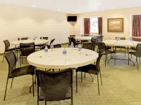 Microtel Inn & Suites by Wyndham Bellevue/Omaha Hotels in Sarpy County