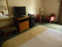 Holiday Lodge Hotel and Conference Center