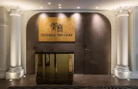 La Clef Champs-Élysées Paris by The Crest Collection