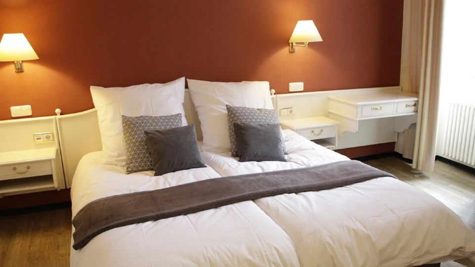 Z&B Hotel