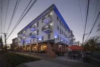 Orange Inn Boutique Hotel Hotels near Goshen Christian Reformed Church