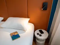 Ibis Paris Ornano Montmartre Nord 18ème - Bintang 3