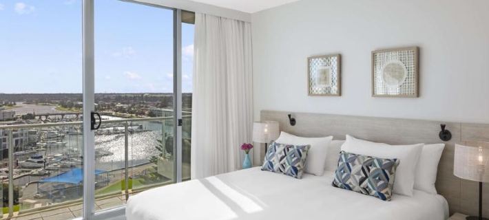 Oaks Glenelg Liberty Suites Hotels in Adelaide