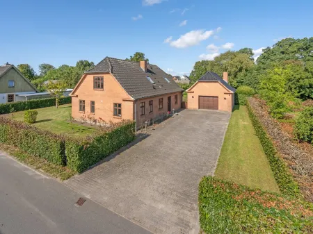 "Iarund" - 500m to the Fjord