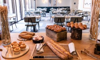Domaine de la Foret D’Orient Hotel Restaurant Spa & Golf