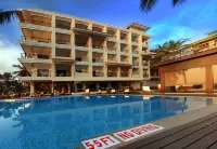 Golden Tulip Goa Candolim - Infinity Pools