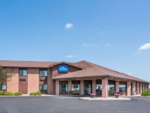 Baymont by Wyndham Marshfield Hotels in Wood County