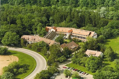 Relexa Waldhotel Schatten Stuttgart Отели рядом с достопримечательностью «Озеро Берен»