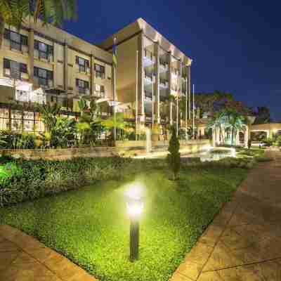 Kigali Serena Hotel Hotel Exterior