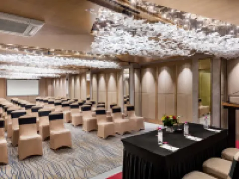 ラマダ アンコール バイ ウィンダム シリグリ セヴォーク ロード シリグリのホテル