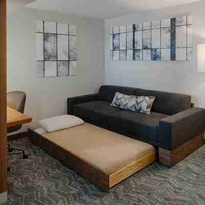 SpringHill Suites Bloomington Rooms