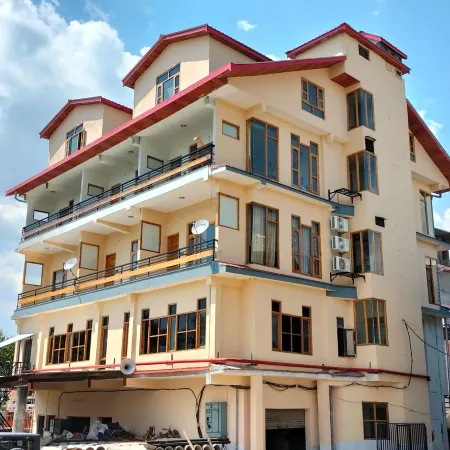Hotel cm Palace - Pure Vegetarian